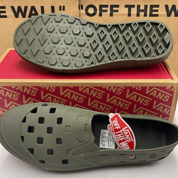 Vans Men’s Slip-On Trk Grape Leaf
VN0A5HF850K
Sneakers - Picture 3 of 16